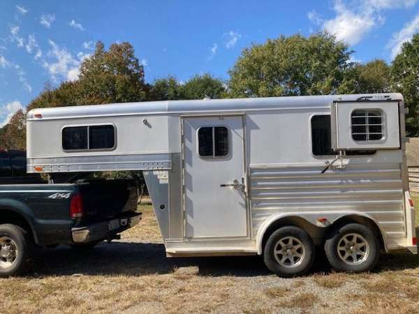 gooseneck-trailer-in-columbus-nc