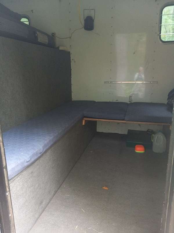 enclosed-trailer-in-warwick-ma