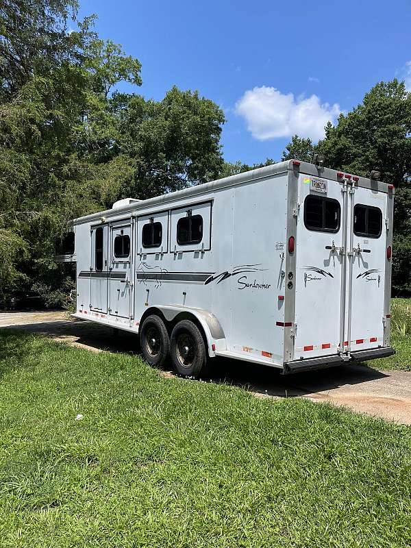 dressing-room-trailer-in-clarkesville-ga