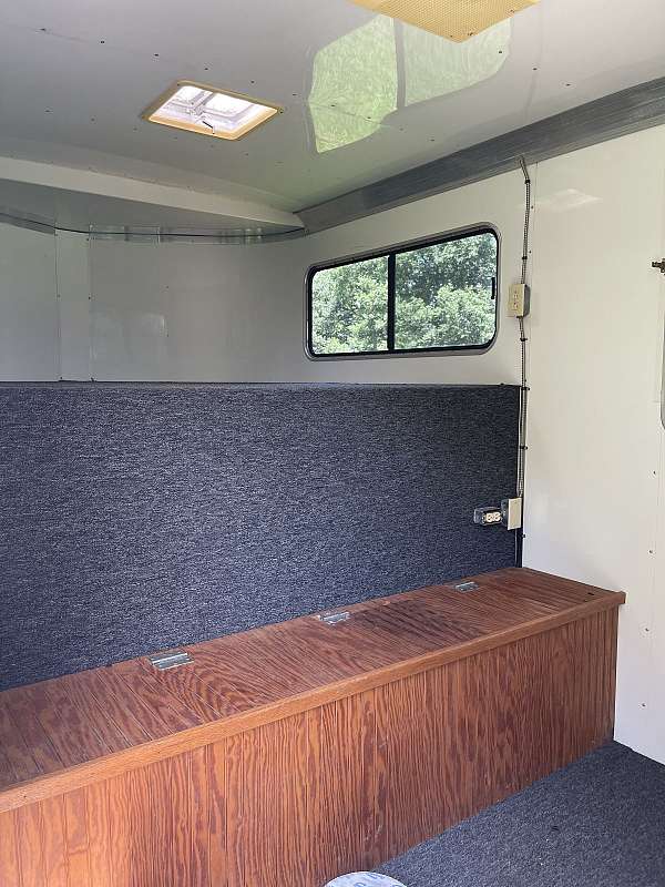 storage-locker-trailer-in-clarkesville-ga