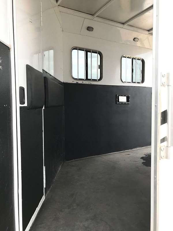 bed-trailer-in-stockdale-tx
