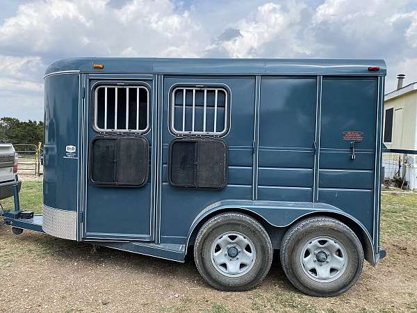 bumper-pull-trailer-in-spring-branch-tx