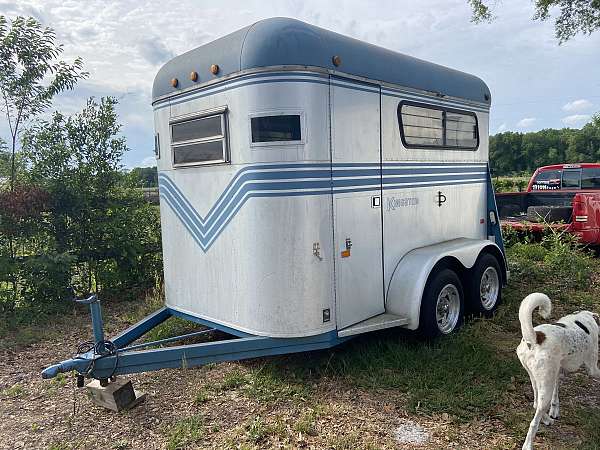 trailer-in-lakeville-ma