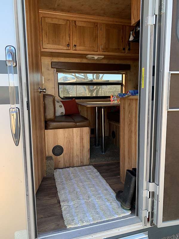 trailer-with-living-quarters