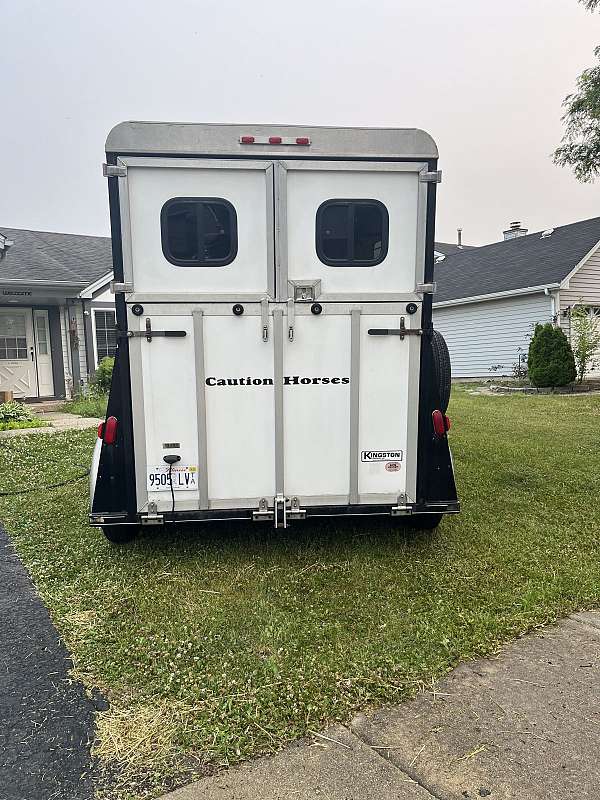 escape-door-trailer-in-elgin-il