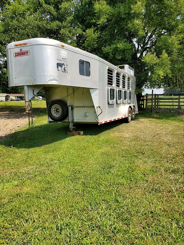 trailer-in-taft-tn