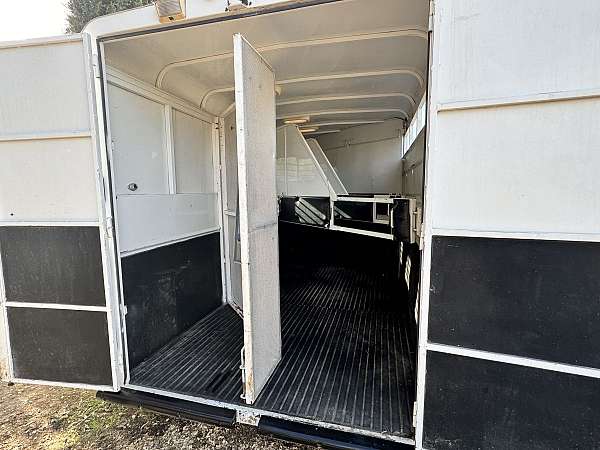 slant-load-trailer-in-goleta-ca