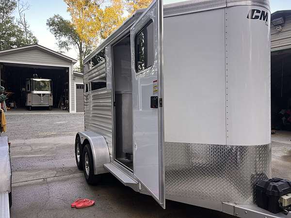 slant-load-trailer-in-limestone-tn