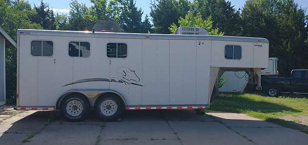 trailer-in-hutchinson-ks