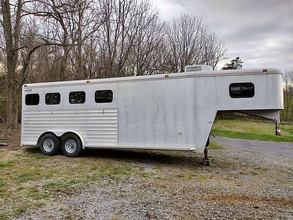 rear-loading-trailer-in-jonesborough-tn