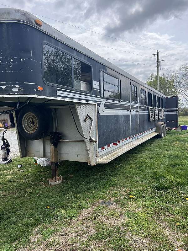 trailer-in-elkton-ky