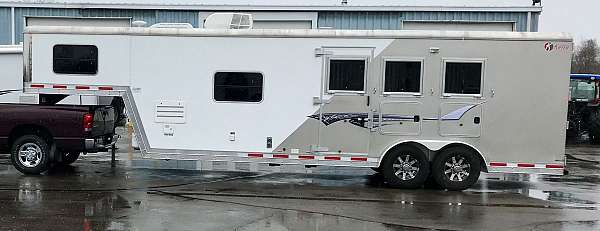 gooseneck-trailer-in-columbus-in