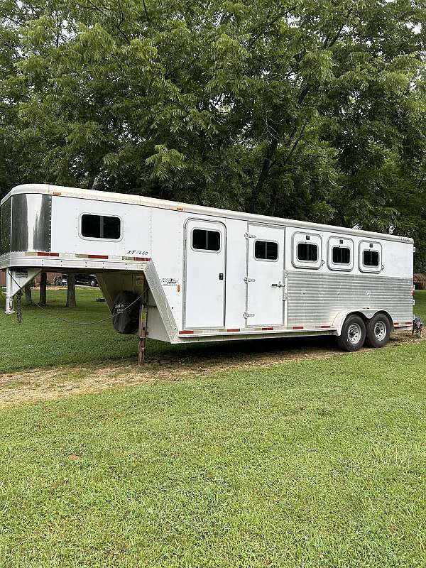 trailer-in-marquand-mo