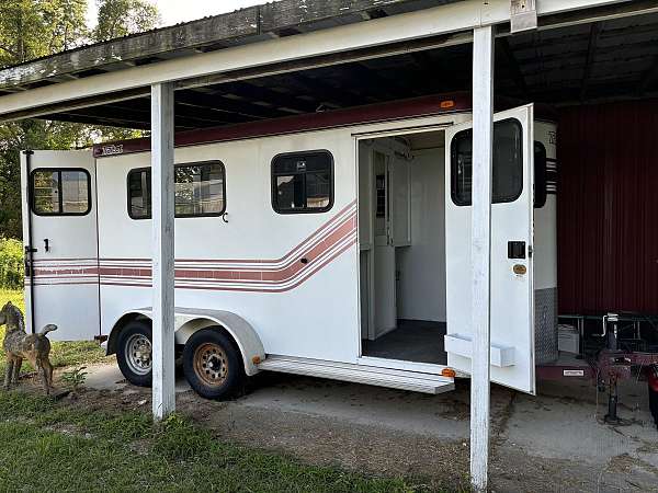 combination-horse-trailer-in-petersburg-mi