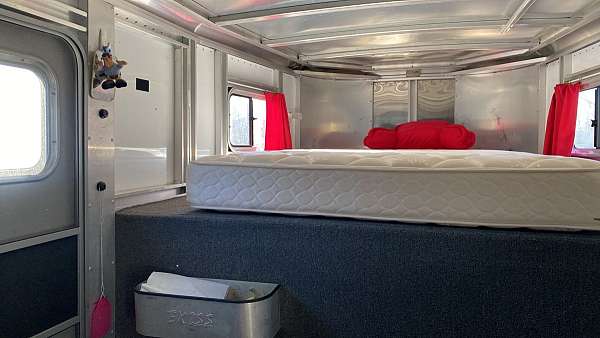 dressing-room-trailer-in-sandston-va