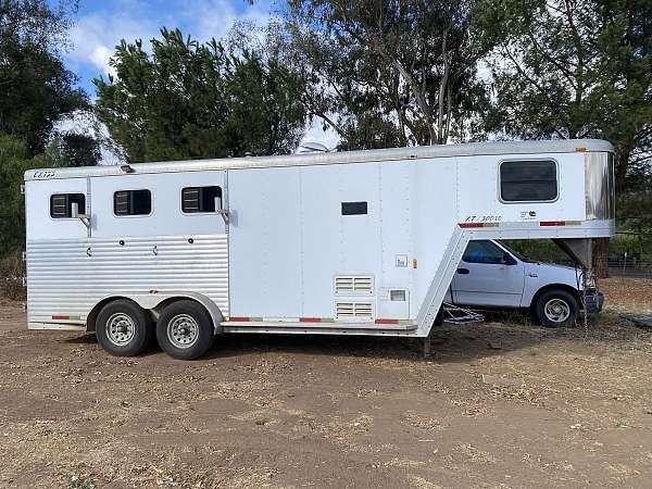 sofa-trailer-in-ramona-ca