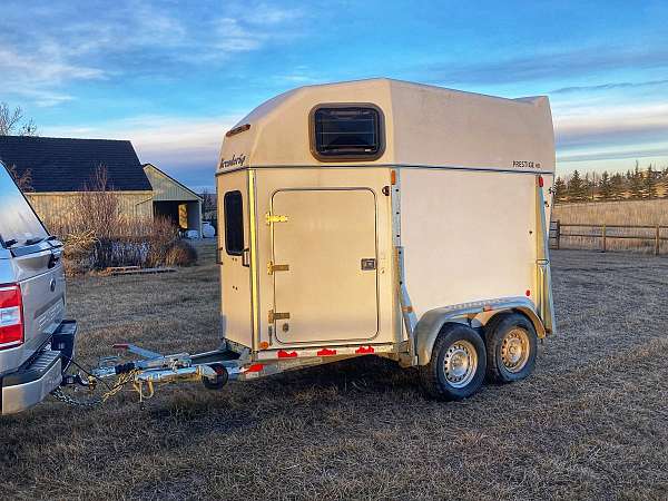 escape-door-trailer-in-calgary-ab