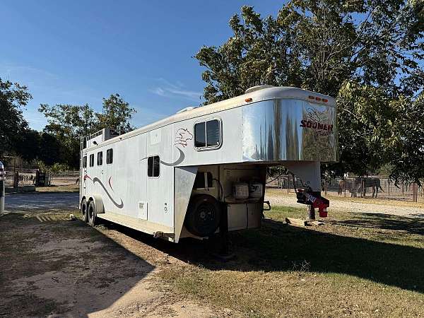 2002-horse-trailer