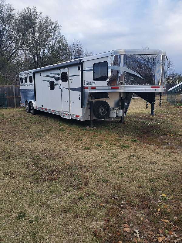 trailer-in-sterling-ks