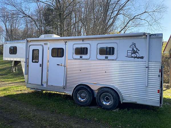 trailer-in-chicora-pa