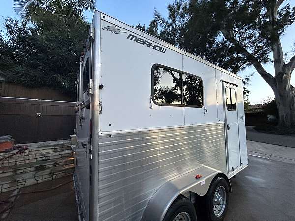 bumper-pull-trailer-in-palos-verdes-estates-ca