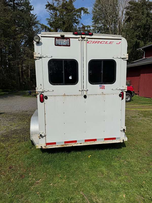 spare-tire-trailer-in-snohomish-wa