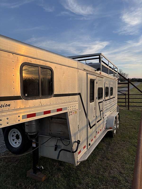 gooseneck-trailer