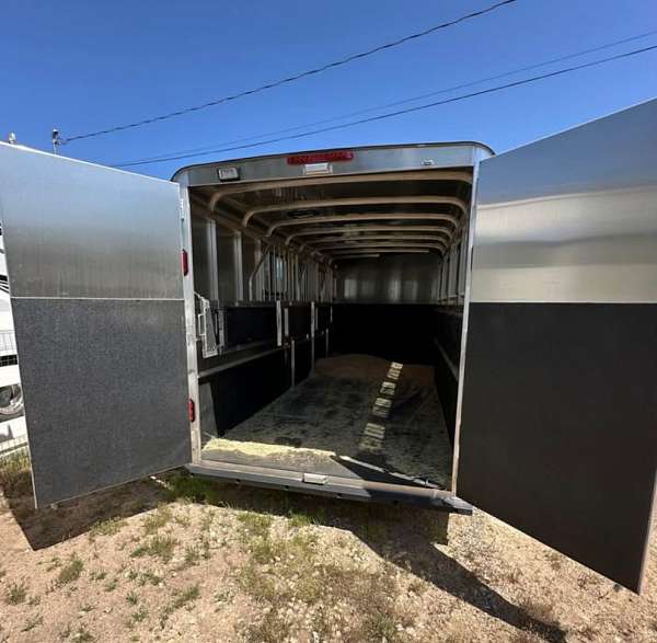 rear-loading-trailer-in-washoe-valley-nv