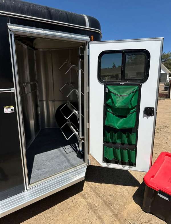 storage-locker-trailer-in-washoe-valley-nv