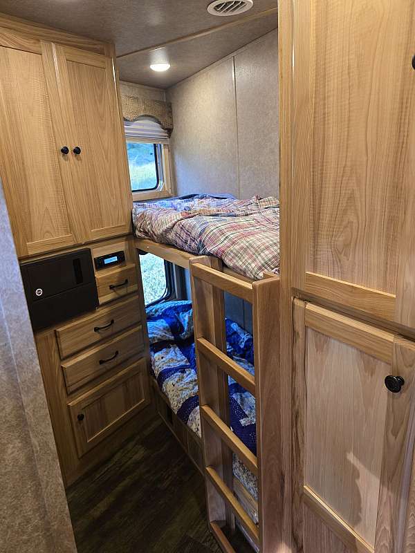 dressing-room-trailer-in-roanoke-va