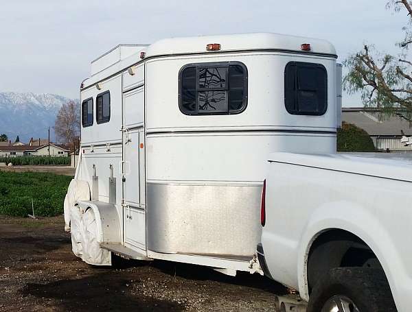 hayrack-trailer-in-greater-los-angeles-ca