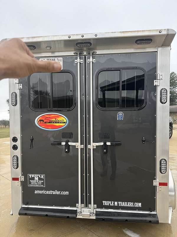 rear-loading-trailer-in-cleburne-tx