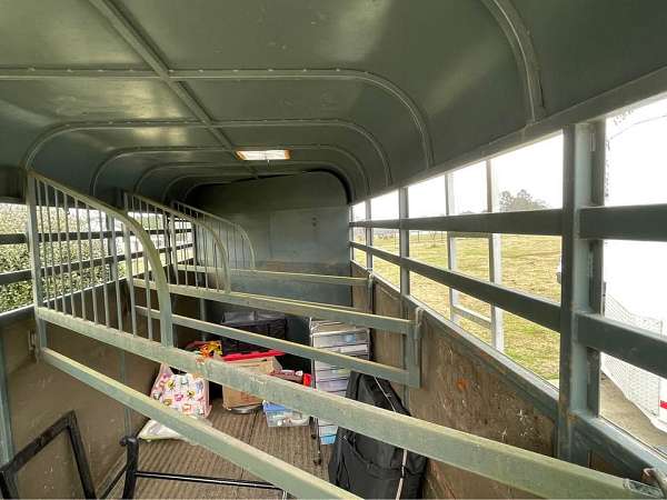 white-1996-horse-trailer