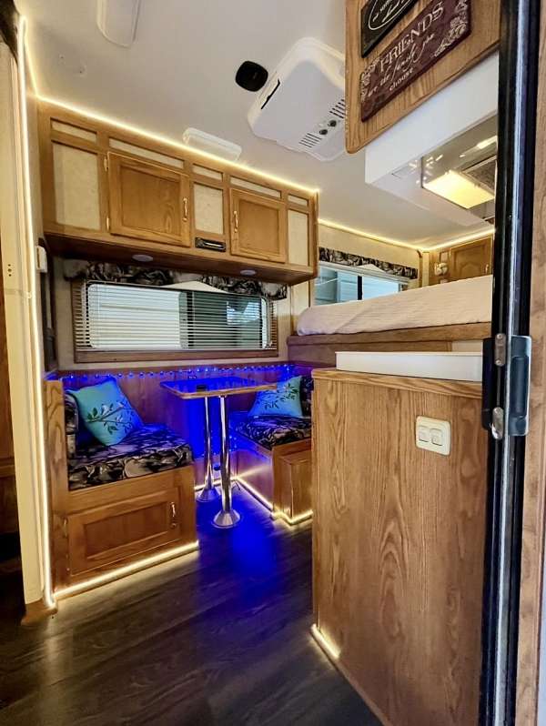 dressing-room-trailer-in-bonita-springs-fl