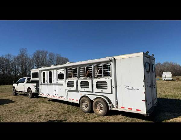 2002-horse-trailer