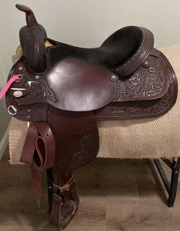 brown-circle-y-saddle