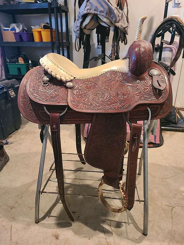 16" Ammerman Cutting Saddle