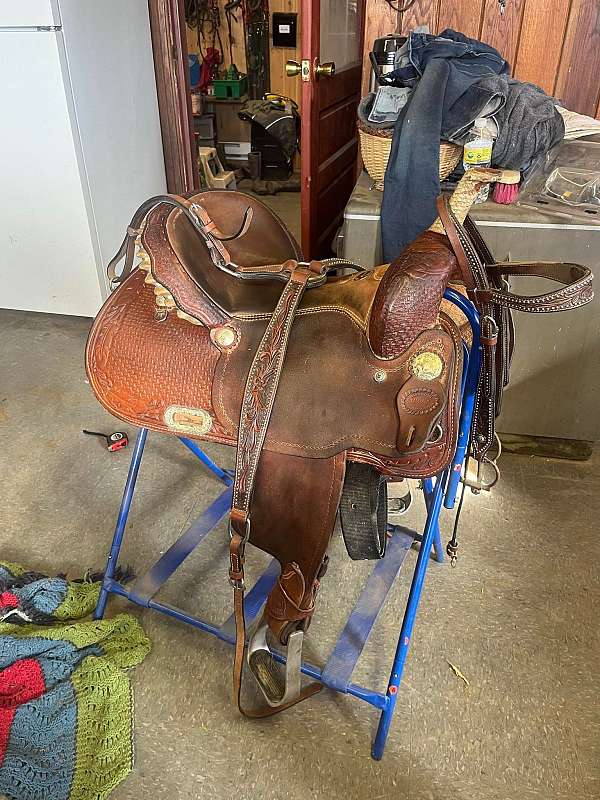tan-billy-cook-barrel-racing-saddle