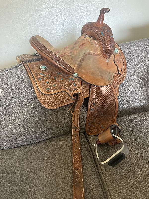 brown-reinsman-saddle