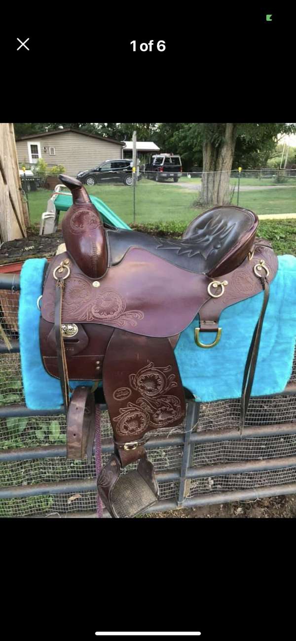 brown-royal-king-saddle