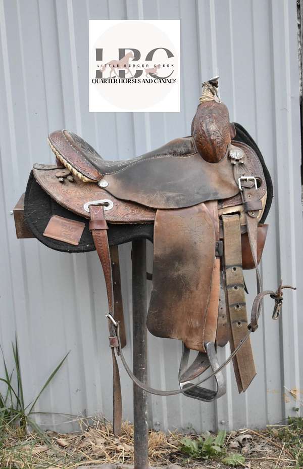 brown-circle-y-barrel-racing-trail-saddle