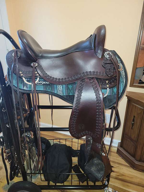 brown-circle-y-saddle