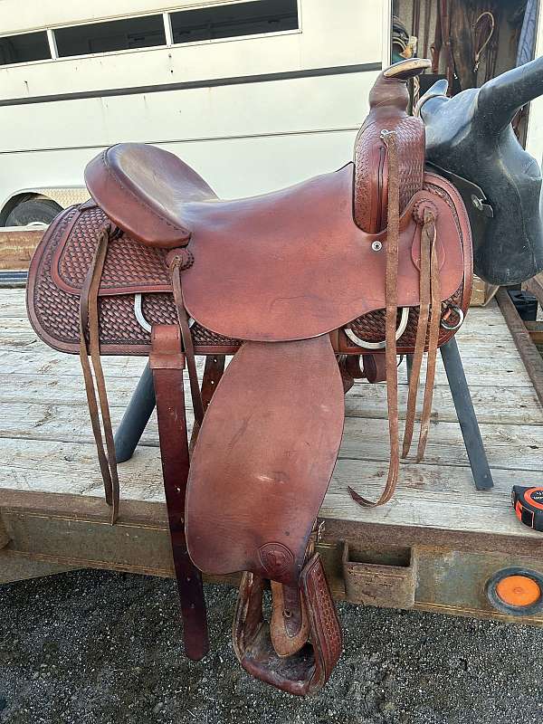 brown-tex-tan-riding-saddle
