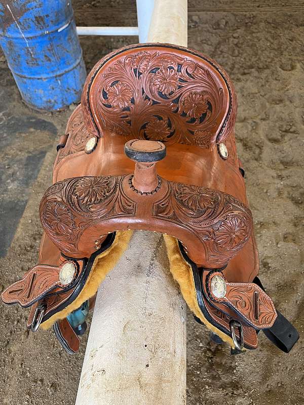 brown-all-around-saddle