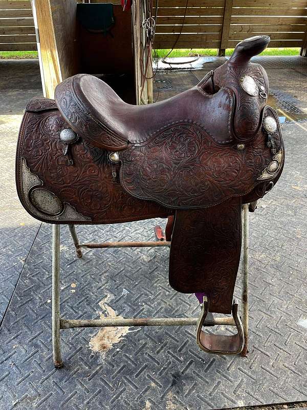 brown-billy-royal-reining-saddle