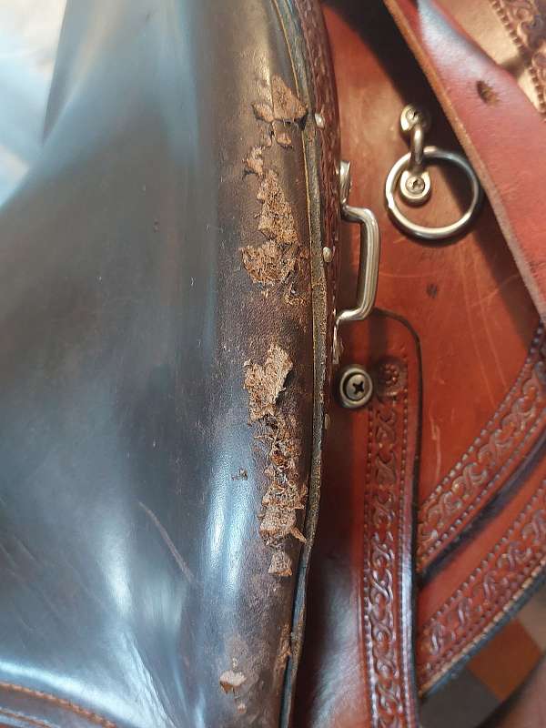 used-brown-saddle