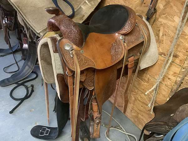 brown-circle-y-saddle