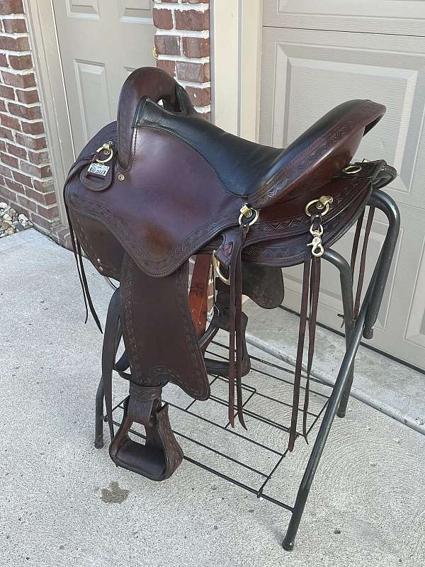 a0809-riding-saddle