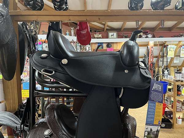 black-abetta-all-around-saddle