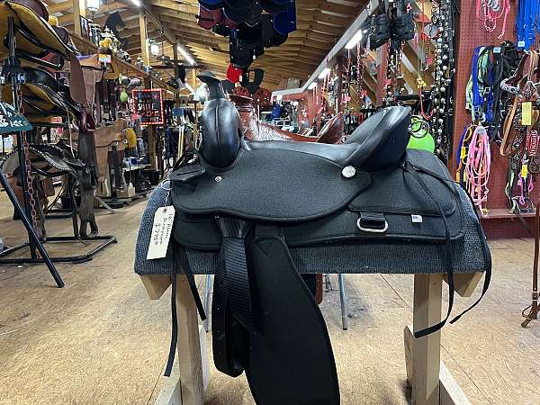 black-abetta-all-around-saddle
